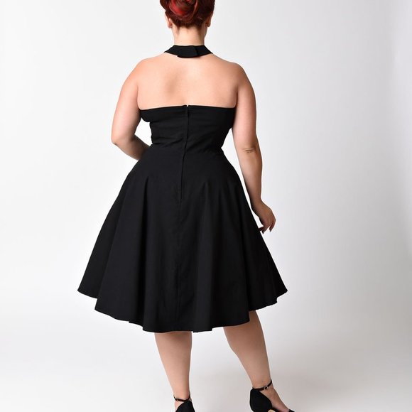 Unique Vintage Rita Dress in Black - Picture 2 of 6